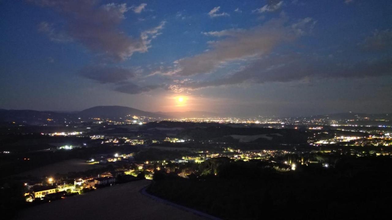 Casale Mille E Una Notte Villa Perugia Exterior foto