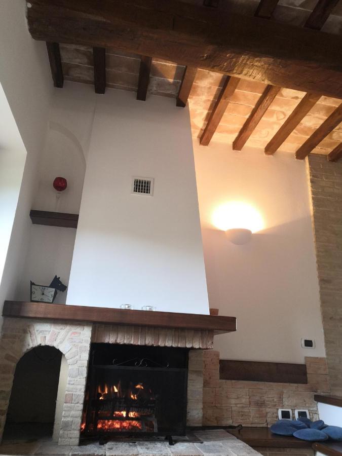 Casale Mille E Una Notte Perugia Exterior foto